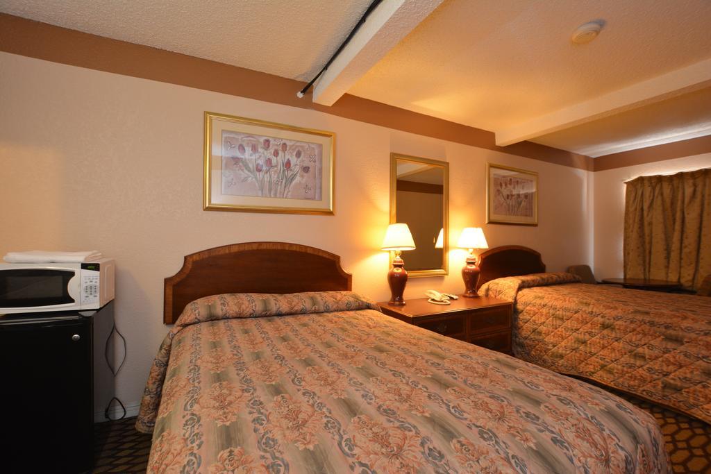 Newcastle Motel Ngoại thất bức ảnh