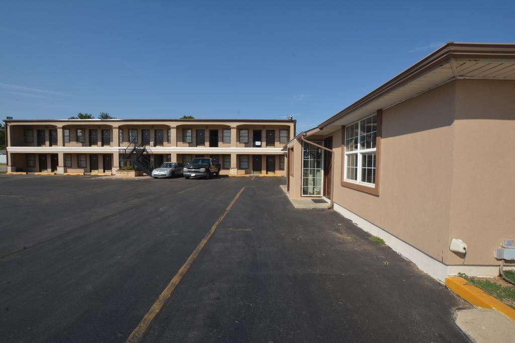Newcastle Motel Ngoại thất bức ảnh
